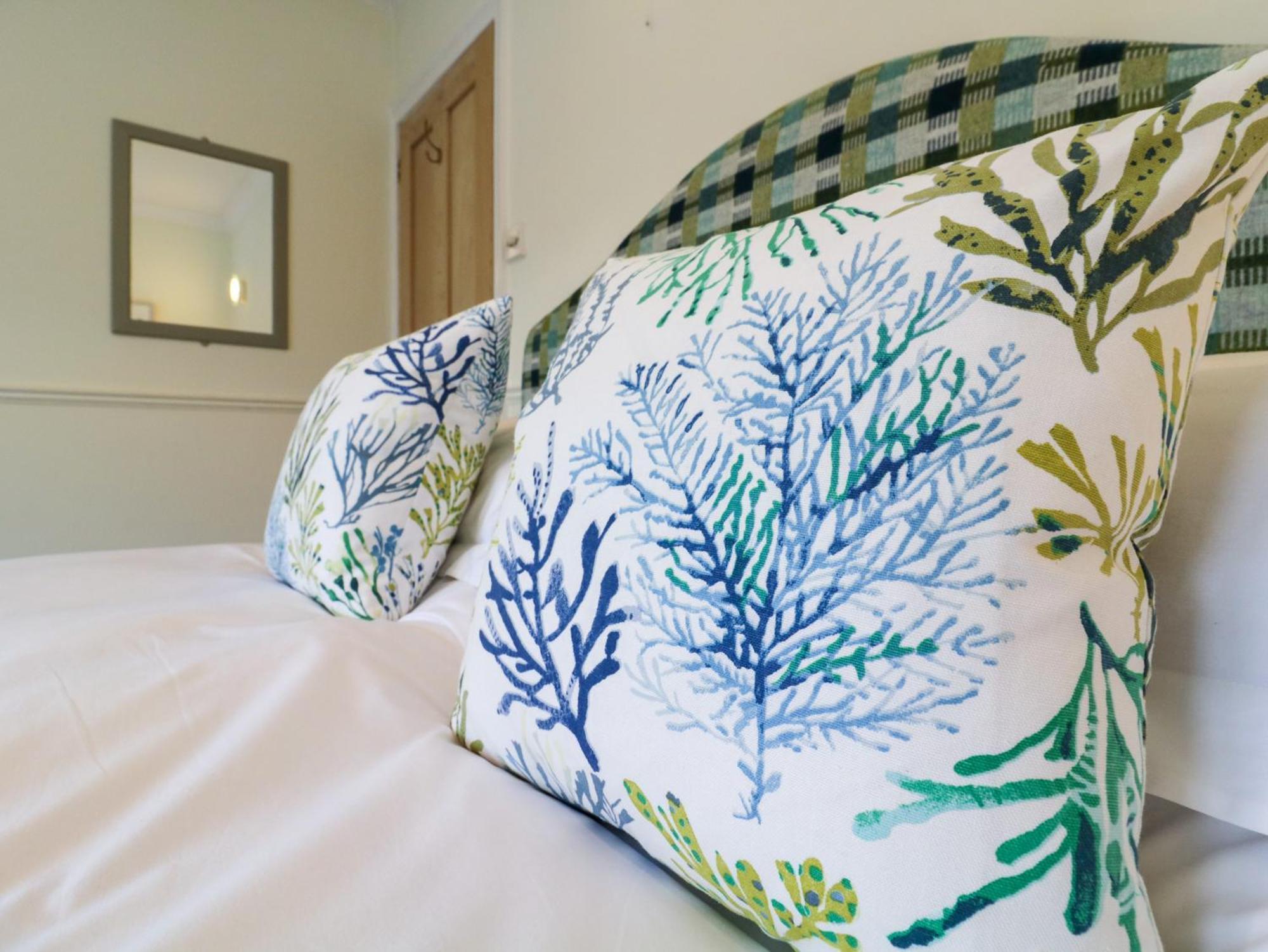 Compass Cottage ออลบะระ ภายนอก รูปภาพ